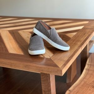 Steve Madden Slide ons